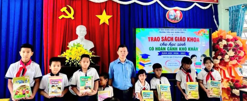 LAN TỎA YÊU THƯƠNG – TIẾP SỨC ĐẾN TRƯỜNG 1 770919245 4578627405746722 6398233649784839594 n