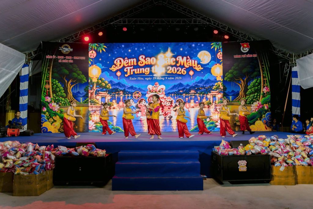 XUÂN HÒA TỔ CHỨC “ĐÊM SAO SẮC MÀU” VUI TẾT TRUNG THU NĂM 2026 1 809361345 1026662437073281 1283741104653339183 n